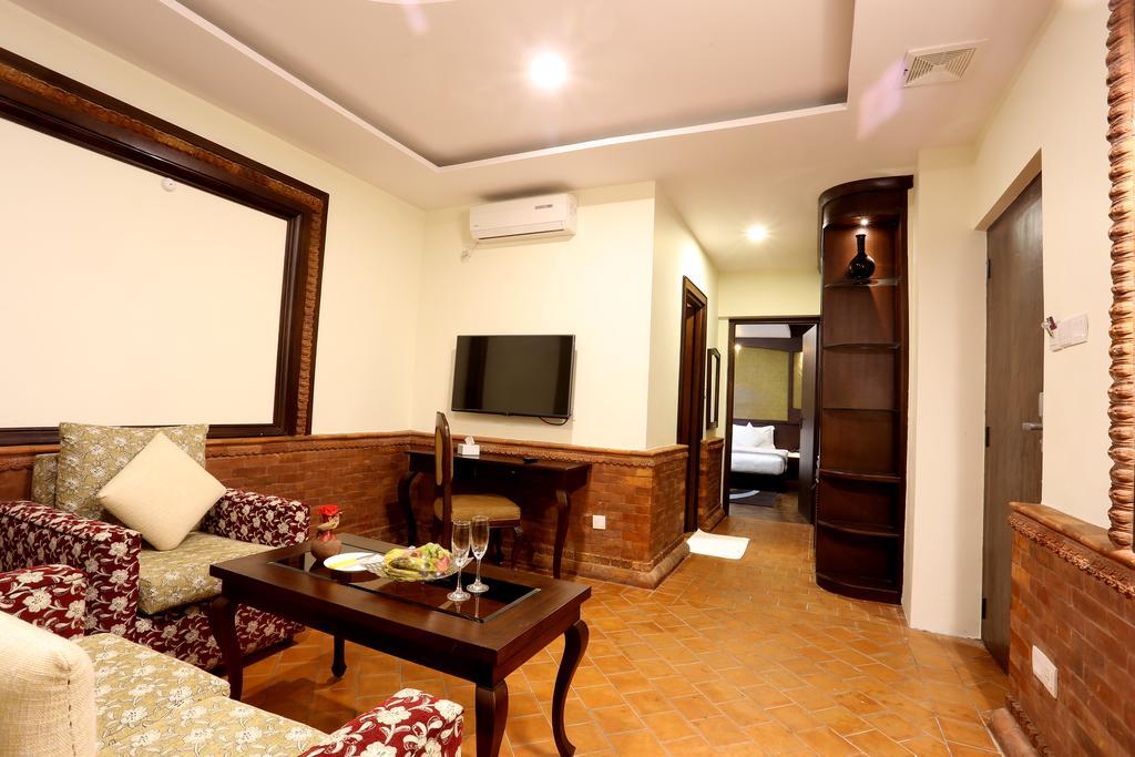 Dahlia Boutique Hotel Pokhara Zewnętrze zdjęcie