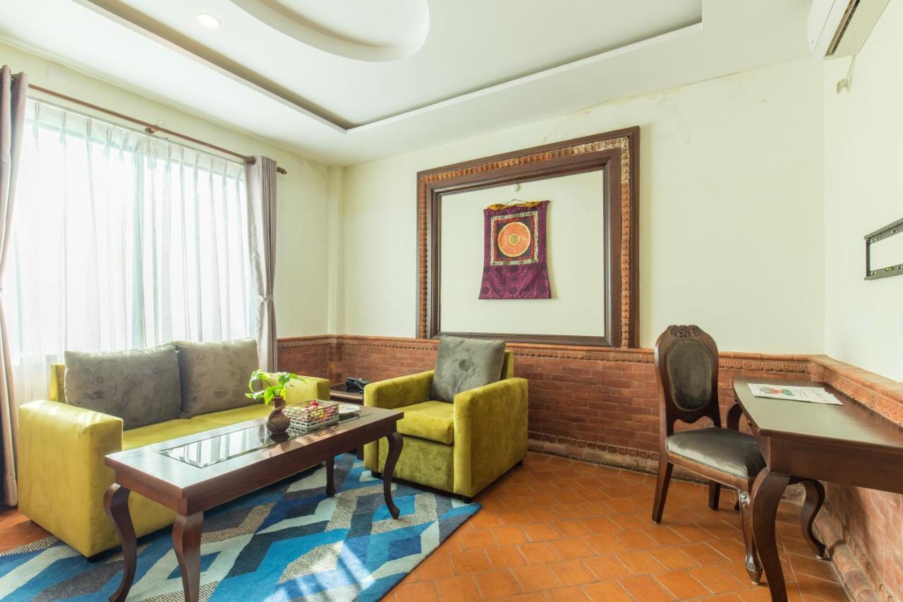 Dahlia Boutique Hotel Pokhara Zewnętrze zdjęcie
